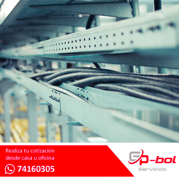 Montaje de bandejas electricas